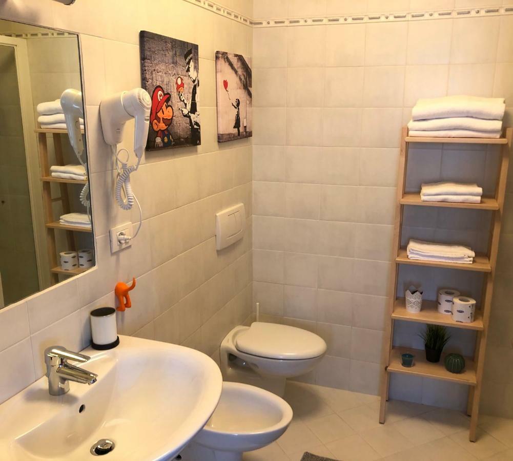 Irides Rooms A Un Passo Dai Parchi Divertimento Lazise Exteriér fotografie