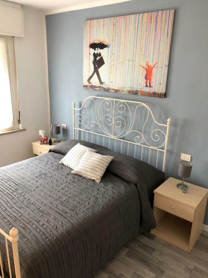 Irides Rooms A Un Passo Dai Parchi Divertimento Lazise Exteriér fotografie